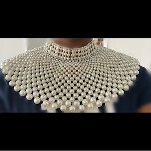 Pearl Collar Necklace